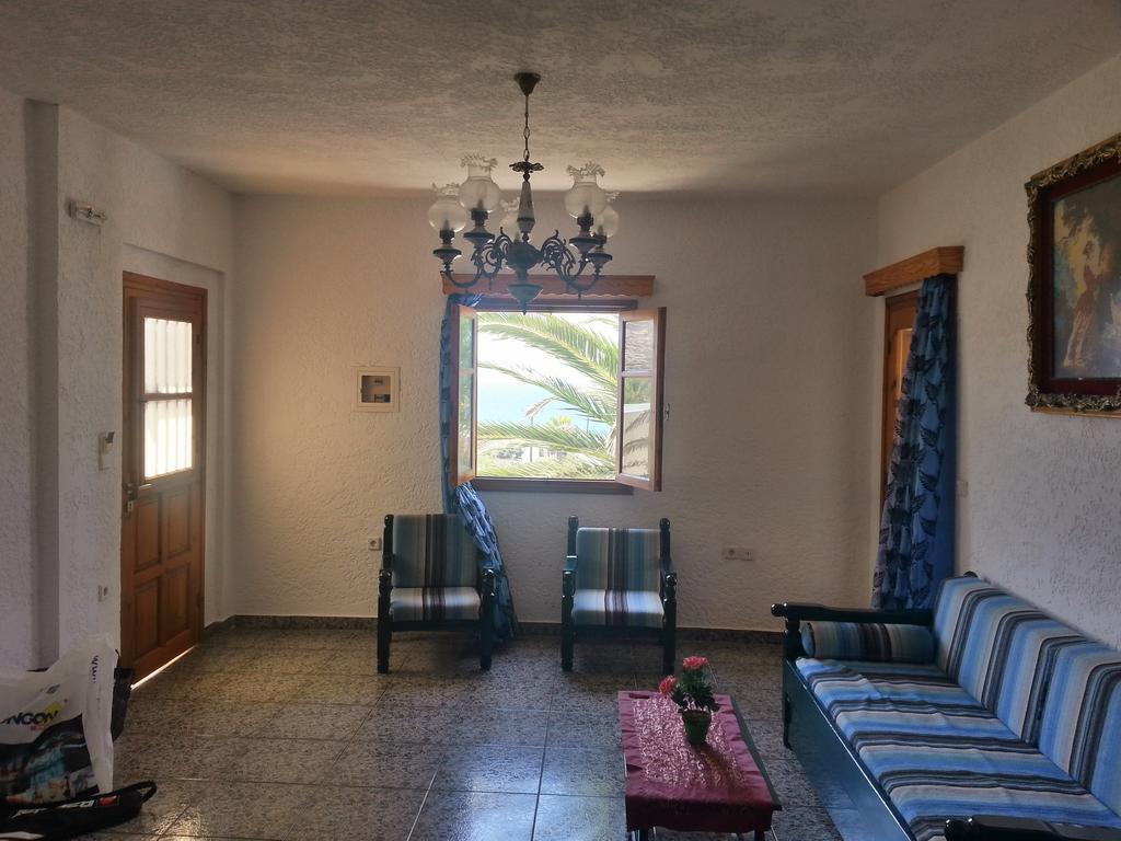 Montemar Studios & Apartments أركاسا الغرفة الصورة